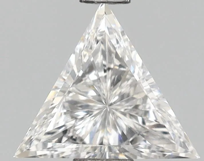 0.26ct Triangular Lab Grown Diamond (Colour D, Clarity VVS2, IGI Certified)