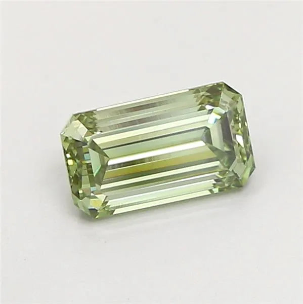 1.01ct Emerald Lab Grown Diamond (Colour Fancy Vivid Green, Clarity VVS2, IGI Certified)