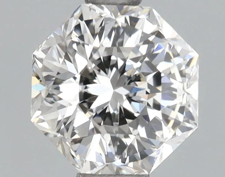 1.47ct Octagonal Lab Grown Diamond (Colour G, Clarity VVS2, IGI Certified)