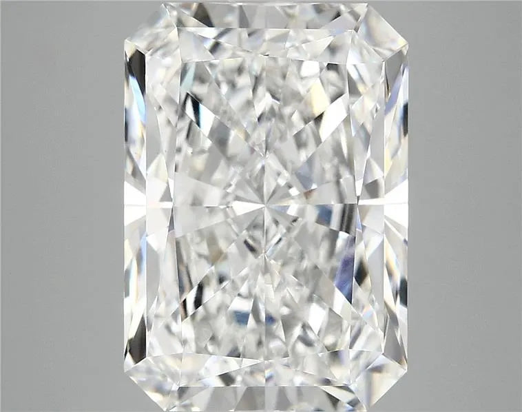 8.06ct Radiant Lab Grown Diamond (Colour E, Clarity VVS2, IGI Certified)