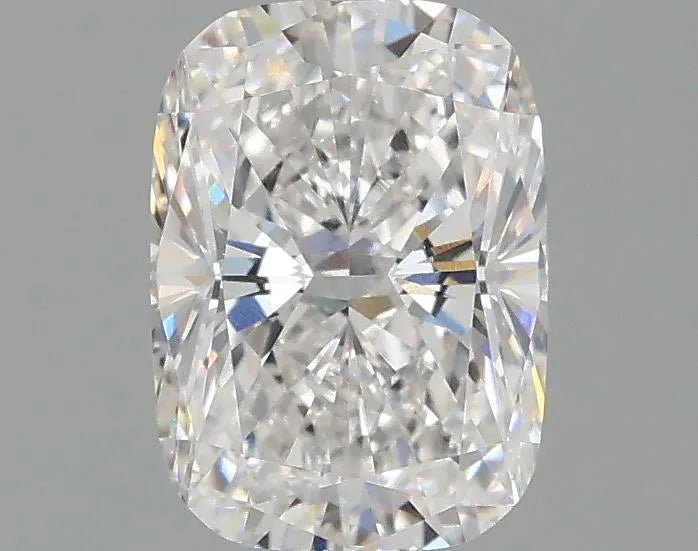 1.56ct Cushion brilliant Lab Grown Diamond (Colour E, Clarity VS1, IGI Certified) - Jewelry by Cleo