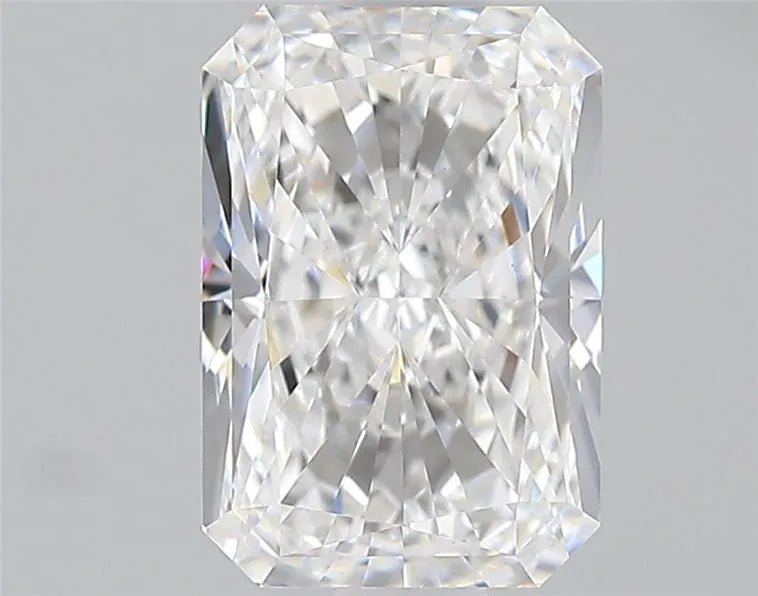 1.56ct Radiant Lab Grown Diamond (Colour E, Clarity VVS2, IGI Certified) - Jewelry by Cleo