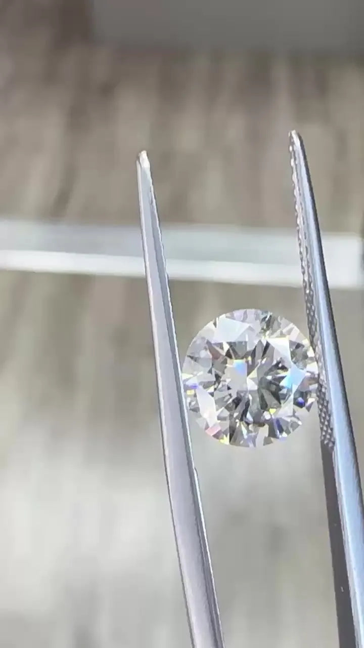 2.01ct Round Natural Diamond (Colour G, Clarity SI2, Cut ID, EGL Certified)