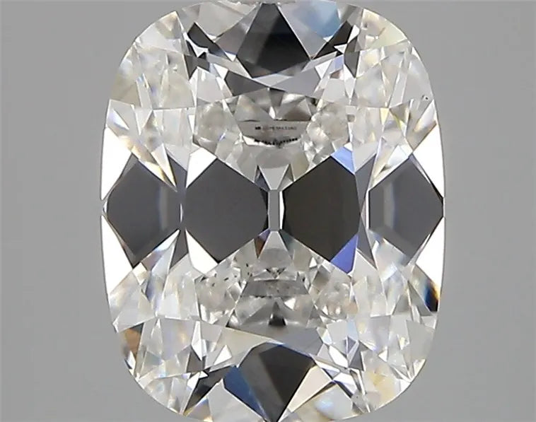 2.65ct Cushion modified Lab Grown Diamond (Colour E, Clarity VS1, IGI Certified)