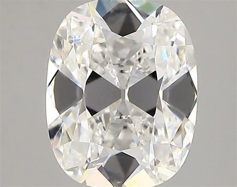 2.02ct Cushion modified Lab Grown Diamond (Colour D, Clarity VVS2, IGI Certified) - Jewelry by Cleo