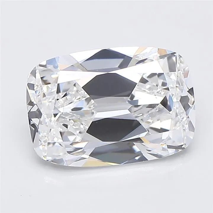 2.20ct Cushion brilliant Lab Grown Diamond (Colour D, Clarity VS1, IGI Certified) - Jewelry by Cleo