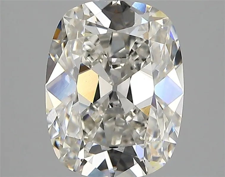 2.38ct Cushion modified Lab Grown Diamond (Colour G, Clarity VVS2, IGI Certified) - Jewelry by Cleo