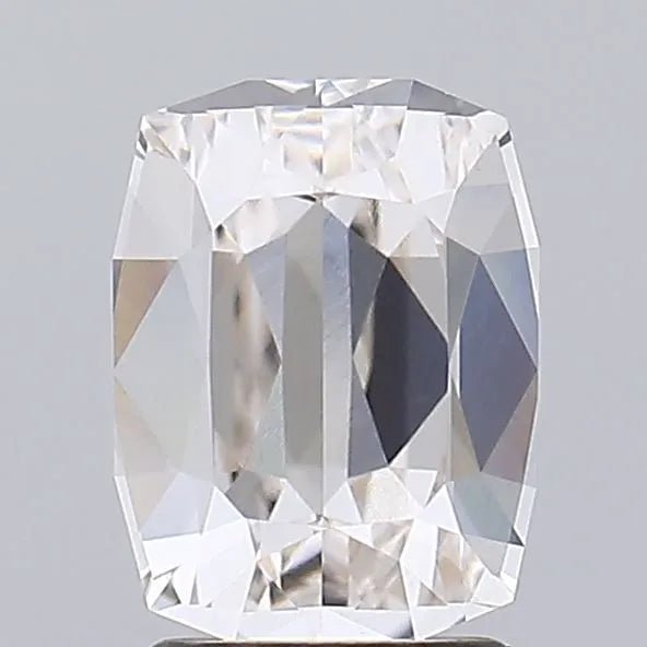 2.46ct Cushion modified Lab Grown Diamond (Colour J, Clarity VVS2, IGI Certified) - Jewelry by Cleo