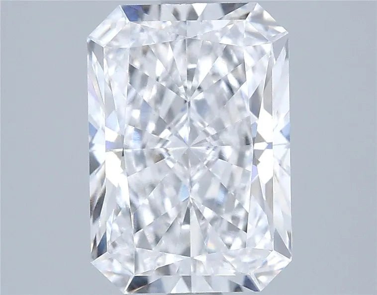 2.52ct Radiant Lab Grown Diamond (Colour D, Clarity VVS2, IGI Certified) - Jewelry by Cleo