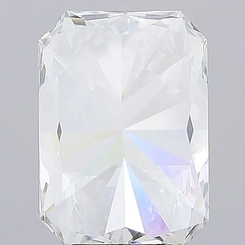 2.55ct Radiant Lab Grown Diamond (Colour E, Clarity VVS2, IGI Certified) - Jewelry by Cleo