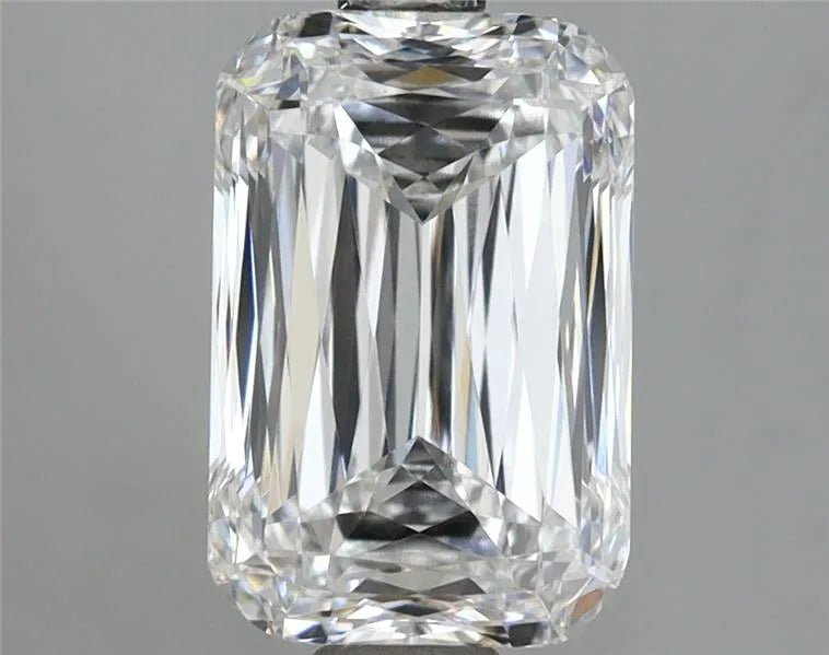 2.59ct Cushion modified Lab Grown Diamond (Colour E, Clarity VVS2, IGI Certified) - Jewelry by Cleo