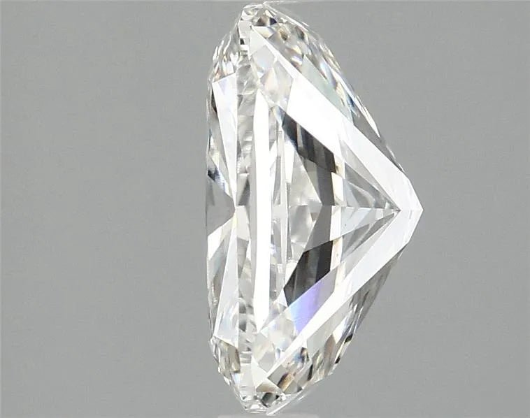 2.86ct Cushion modified Lab Grown Diamond (Colour G, Clarity VS2, IGI Certified) - Jewelry by Cleo