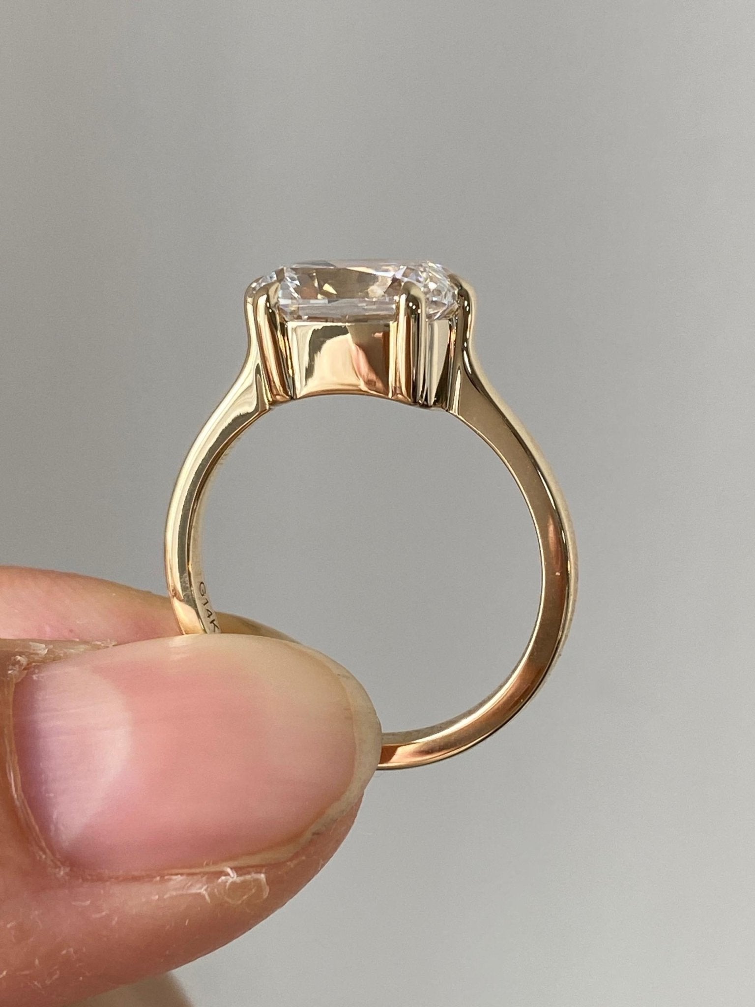 3 carat OMC set east - west in 14k yellow gold - Jewelry by Cleo
