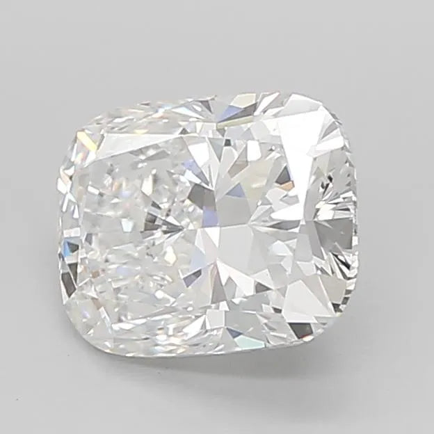 3.01ct Cushion modified Lab Grown Diamond (Colour E, Clarity VS1, IGI Certified)