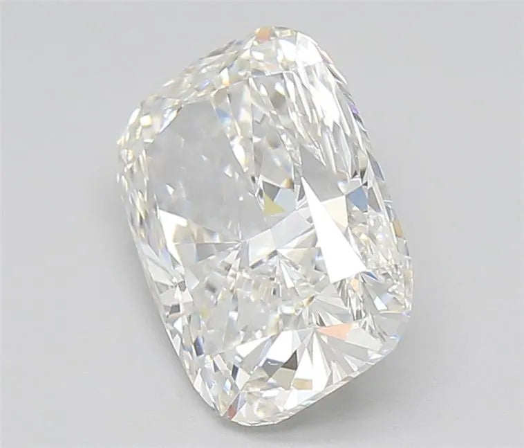 3.20ct Cushion modified Lab Grown Diamond (Colour F, Clarity VVS2, IGI Certified)