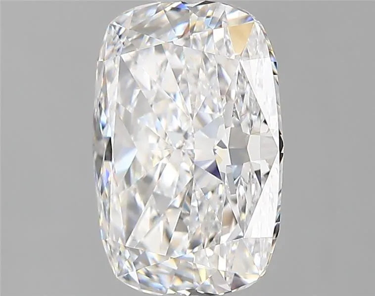 3.37ct Cushion modified Lab Grown Diamond (Colour D, Clarity VVS1, IGI Certified)