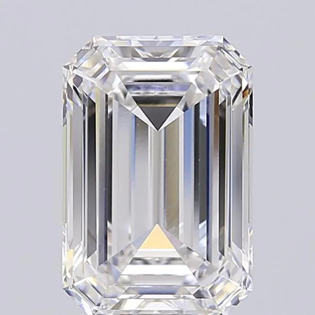 3.51ct Emerald Lab Grown Diamond (Colour F, Clarity VVS2, IGI Certified)