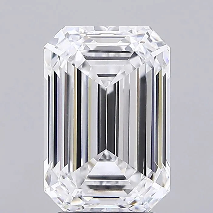 3.82ct Emerald Lab Grown Diamond (Colour D, Clarity VVS2, IGI Certified)