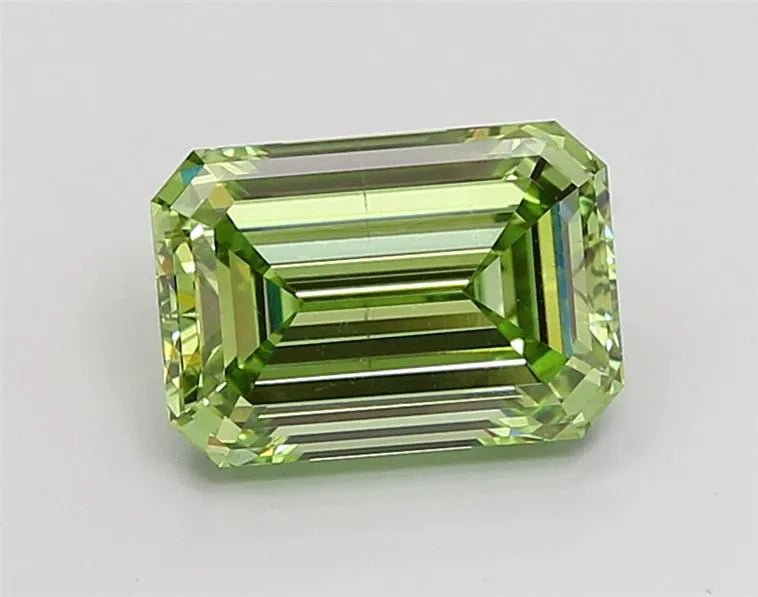 3.00ct Emerald Lab Grown Diamond (Colour Fancy Vivid Green, Clarity VS2, IGI Certified) - Jewelry by Cleo