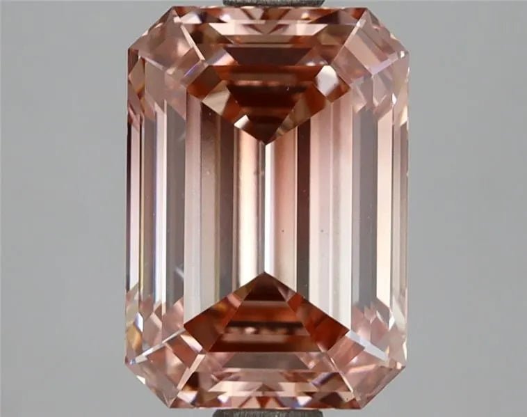 3.03ct Emerald Lab Grown Diamond (Colour Fancy Vivid Brownish Pink, Clarity VS2, IGI Certified) - Jewelry by Cleo