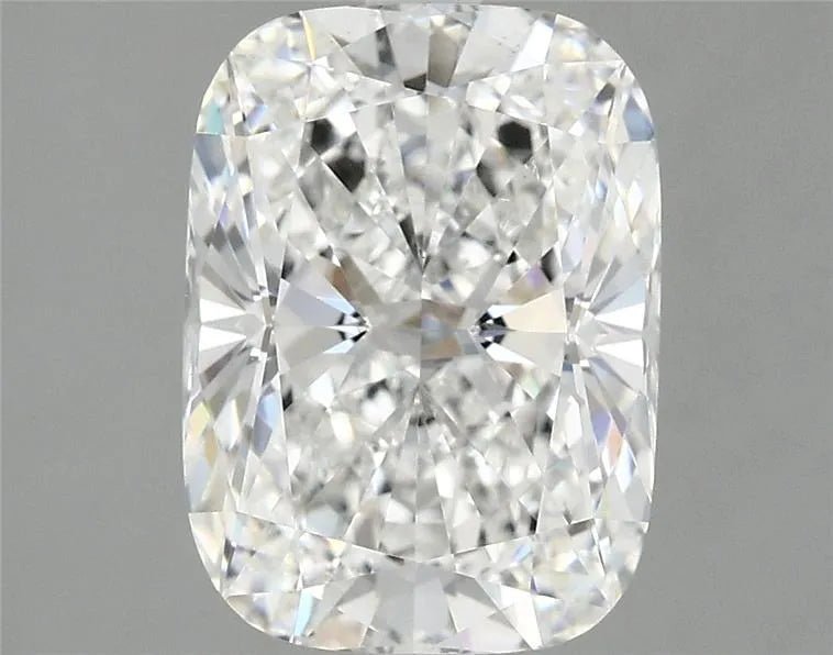 3.07ct Cushion modified Lab Grown Diamond (Colour E, Clarity VS1, IGI Certified) - Jewelry by Cleo