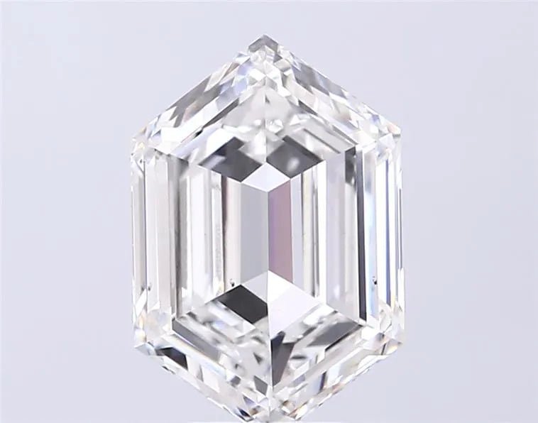 3.53ct Hexagonal Lab Grown Diamond (Colour F, Clarity VS1, IGI Certified) - Jewelry by Cleo