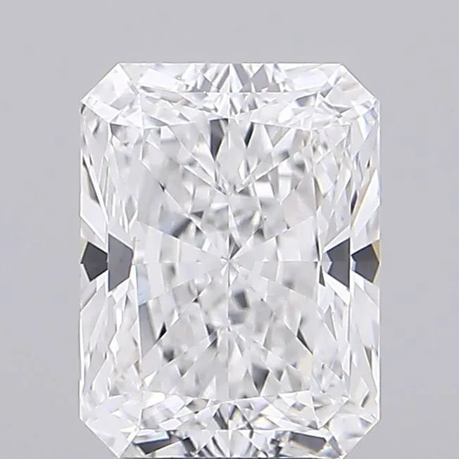 3.65ct Radiant Lab Grown Diamond (Colour D, Clarity VVS2, IGI Certified) - Jewelry by Cleo