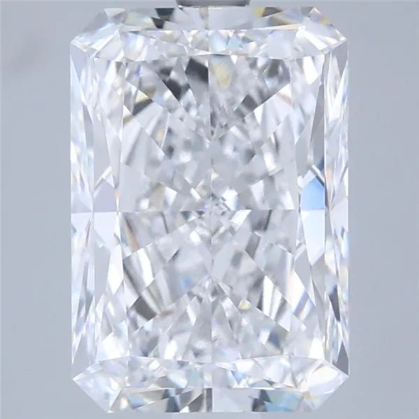3.71ct Radiant Lab Grown Diamond (Colour E, Clarity VVS2, IGI Certified) - Jewelry by Cleo
