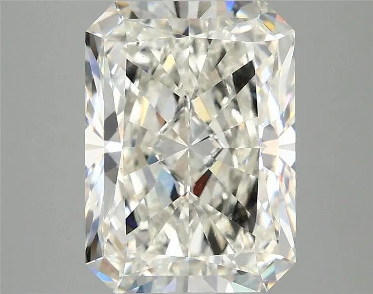 3.79ct Radiant Lab Grown Diamond (Colour G, Clarity VVS2, IGI Certified) - Jewelry by Cleo