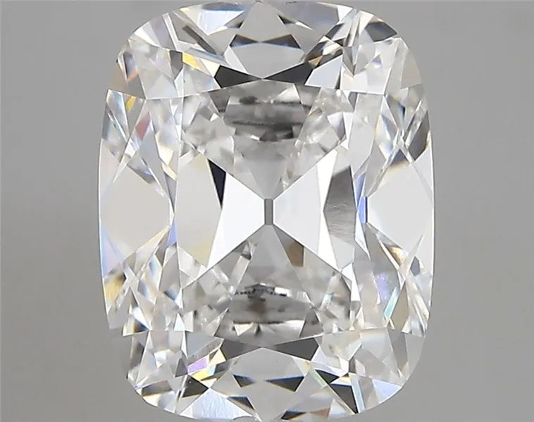 4.02ct Cushion modified Lab Grown Diamond (Colour E, Clarity VVS2, IGI Certified)