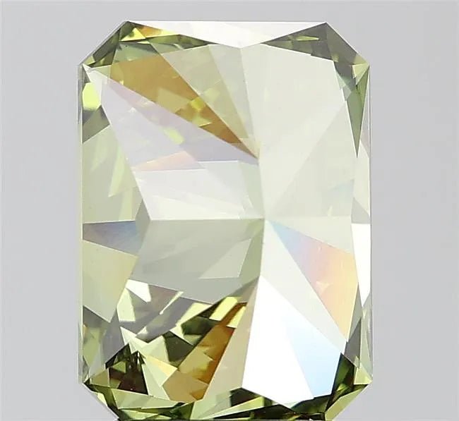 4.00ct Radiant Lab Grown Diamond (Colour Fancy Vivid Green, Clarity VS1, IGI Certified) - Jewelry by Cleo