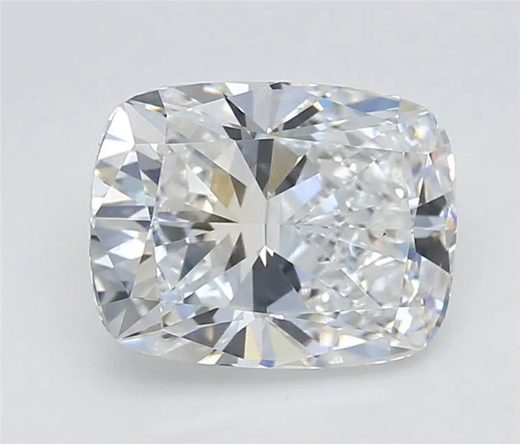 4.03ct Cushion modified Lab Grown Diamond (Colour D, Clarity VVS2, GIA Certified) - Jewelry by Cleo