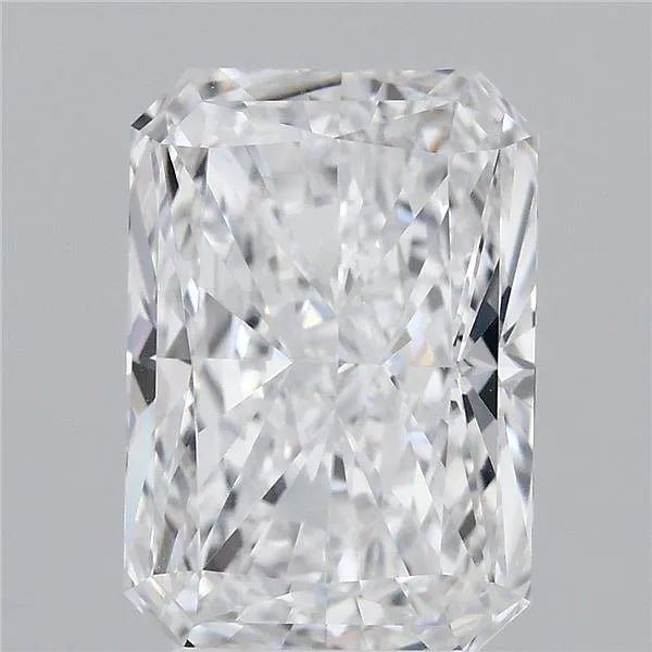 4.03ct Radiant Lab Grown Diamond (Colour D, Clarity VVS2, IGI Certified) - Jewelry by Cleo