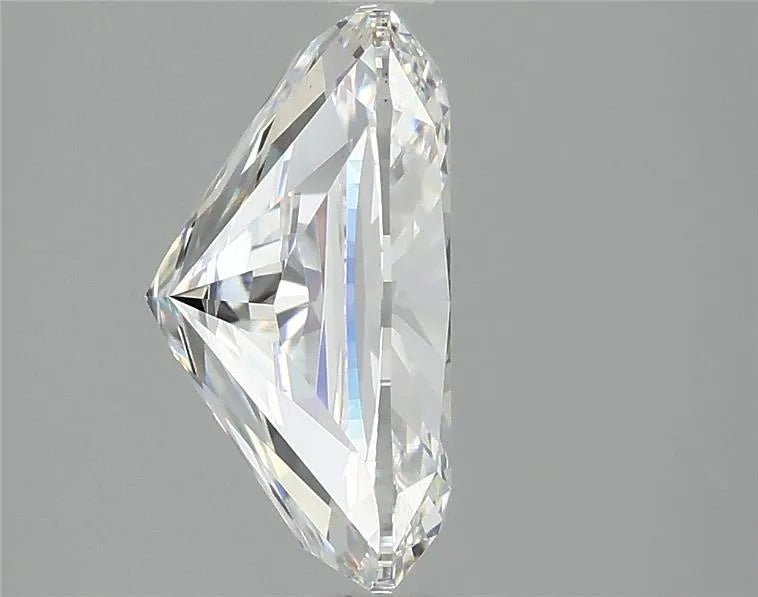 4.10ct Cushion brilliant Lab Grown Diamond (Colour F, Clarity VVS2, IGI Certified) - Jewelry by Cleo