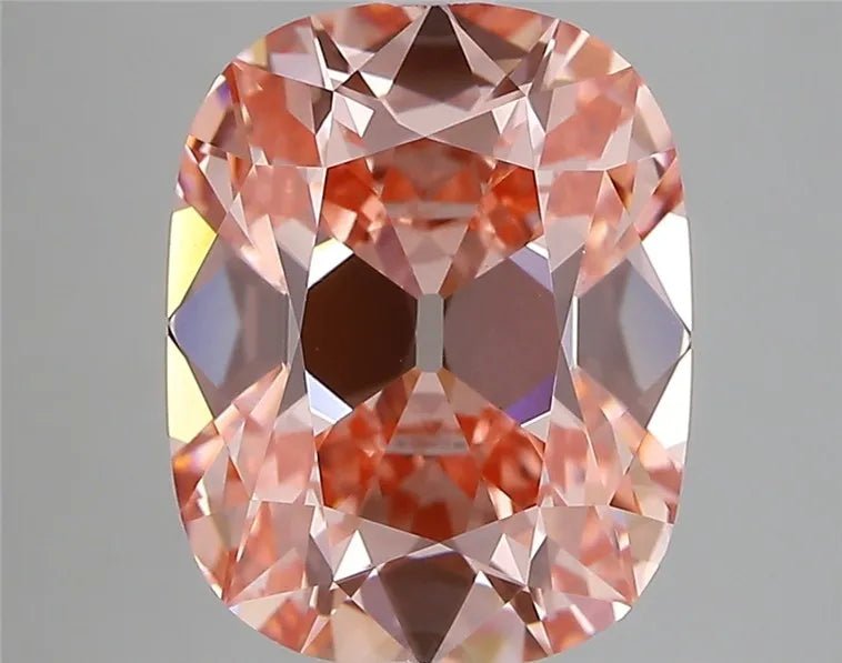4.23ct Cushion modified Lab Grown Diamond (Colour Fancy Vivid Pink, Clarity VVS2, Cut VG, IGI Certified) - Jewelry by Cleo