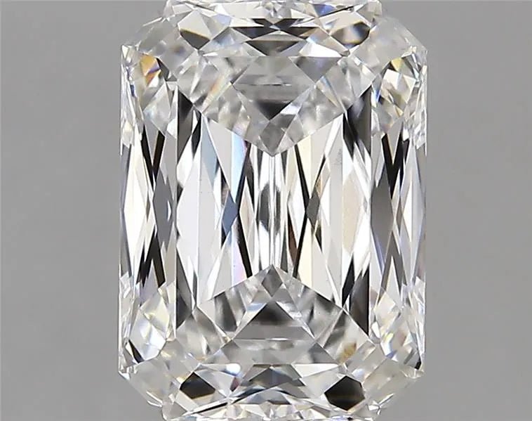 4.24ct Radiant Lab Grown Diamond (Colour D, Clarity VVS2, IGI Certified) - Jewelry by Cleo