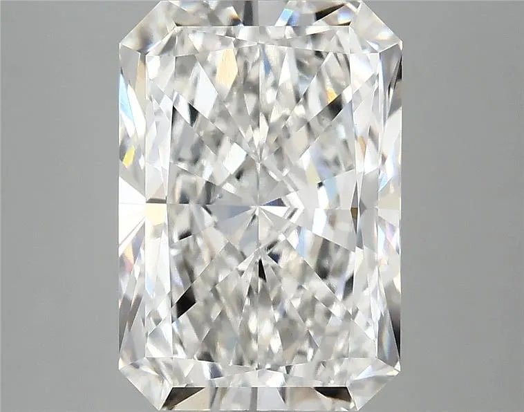 4.90ct Radiant Lab Grown Diamond (Colour F, Clarity VVS2, IGI Certified) - Jewelry by Cleo