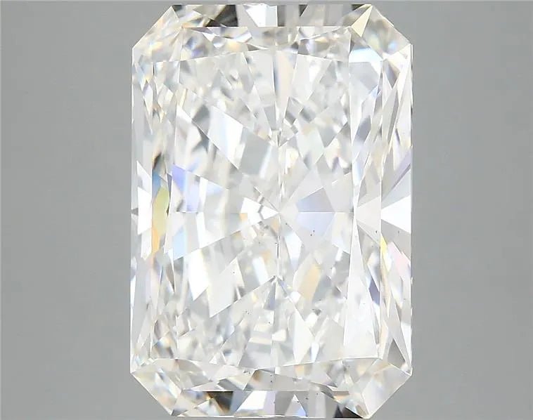 4.94ct Radiant Lab Grown Diamond (Colour F, Clarity VS1, IGI Certified) - Jewelry by Cleo