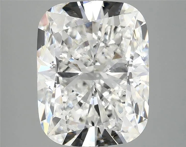 5.01ct Cushion modified Lab Grown Diamond (Colour E, Clarity VVS2, IGI Certified)