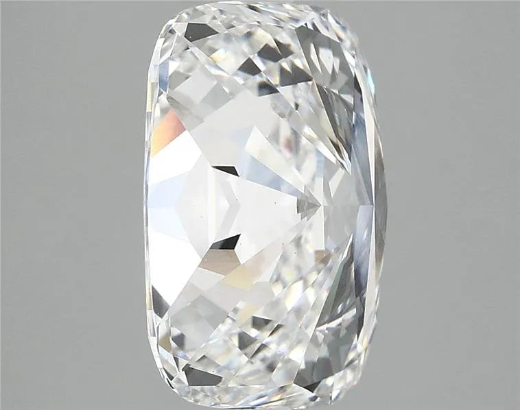 5.06ct Cushion modified Lab Grown Diamond (Colour E, Clarity VS1, IGI Certified)