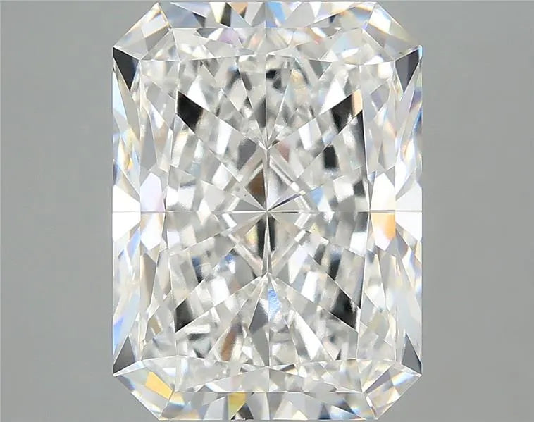 5.08ct Radiant Lab Grown Diamond (Colour E, Clarity VVS2, IGI Certified)