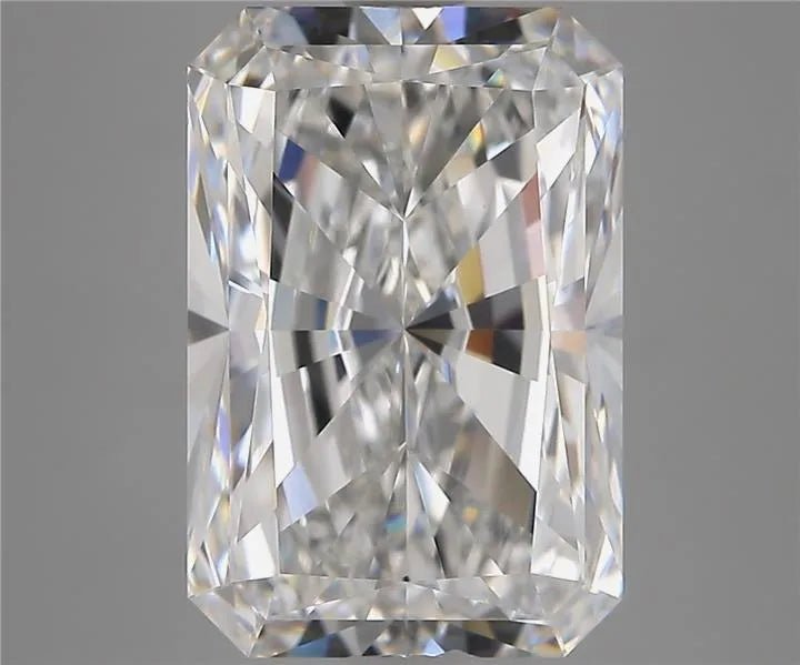 5.01ct Radiant Lab Grown Diamond (Colour E, Clarity VVS2, IGI Certified) - Jewelry by Cleo