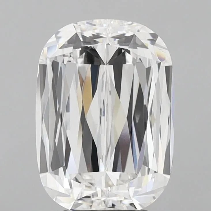 5.05ct Cushion modified Lab Grown Diamond (Colour E, Clarity VS1, IGI Certified) - Jewelry by Cleo