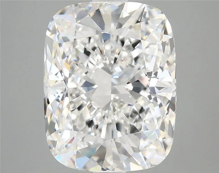 5.07ct Cushion modified Lab Grown Diamond (Colour E, Clarity VS1, IGI Certified) - Jewelry by Cleo
