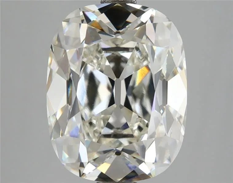 5.09ct Cushion brilliant Lab Grown Diamond (Colour H, Clarity VVS2, IGI Certified) - Jewelry by Cleo