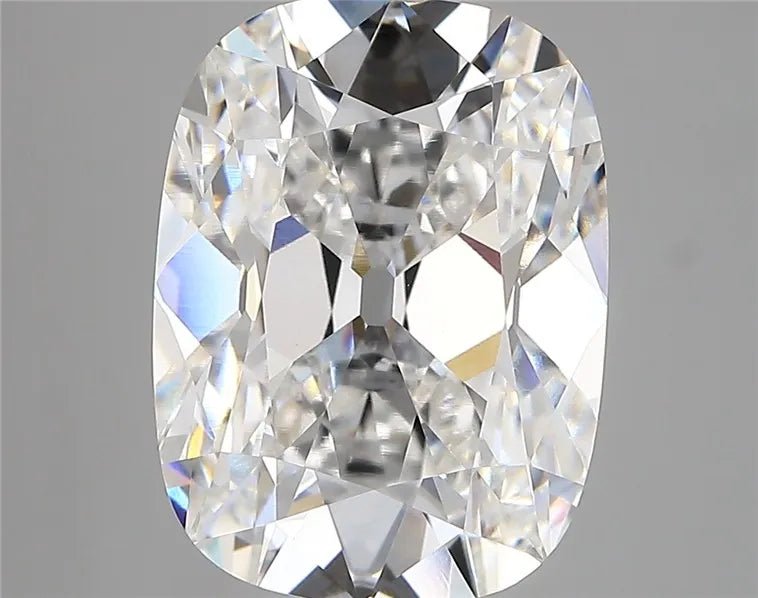 6.02ct Cushion modified Lab Grown Diamond (Colour E, Clarity VVS2, IGI Certified) - Jewelry by Cleo