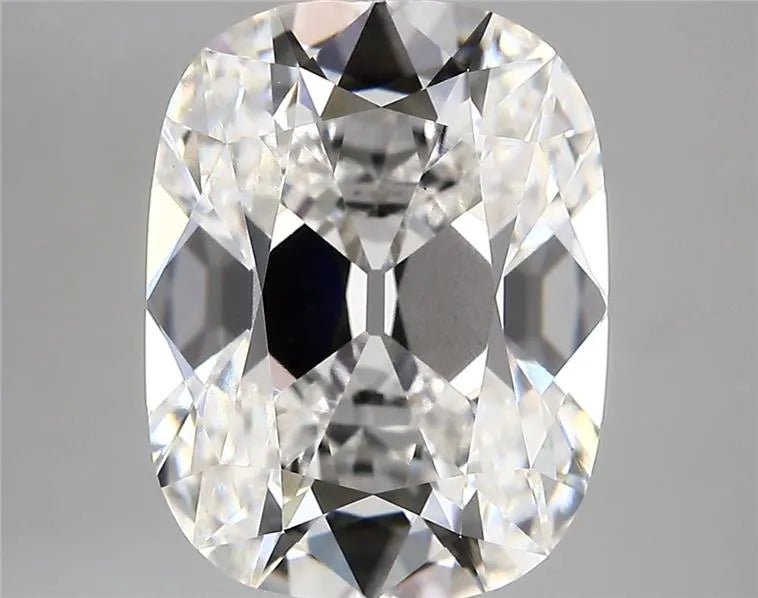6.03ct Cushion modified Lab Grown Diamond (Colour E, Clarity VS1, IGI Certified) - Jewelry by Cleo