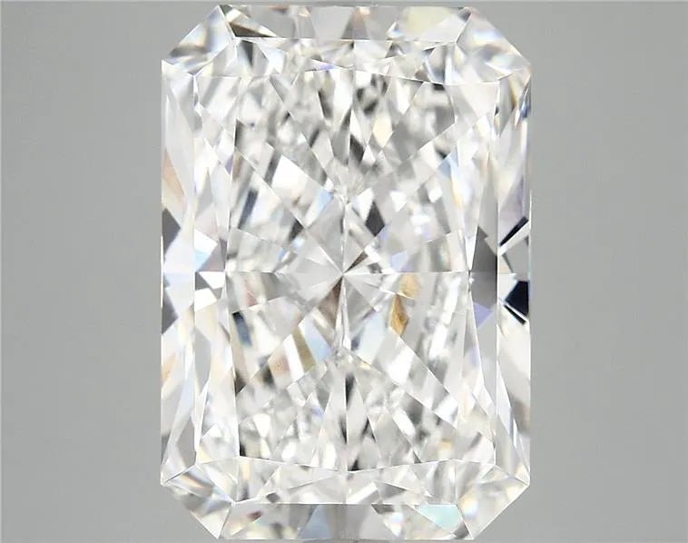 7.18ct Radiant Lab Grown Diamond (Colour E, Clarity VVS2, IGI Certified) - Jewelry by Cleo