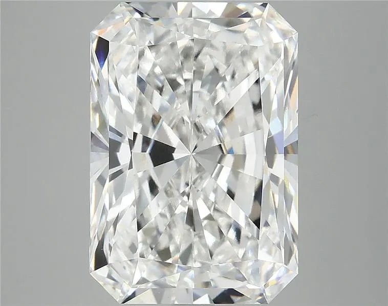 7.18ct Radiant Lab Grown Diamond (Colour E, Clarity VVS2, IGI Certified) - Jewelry by Cleo