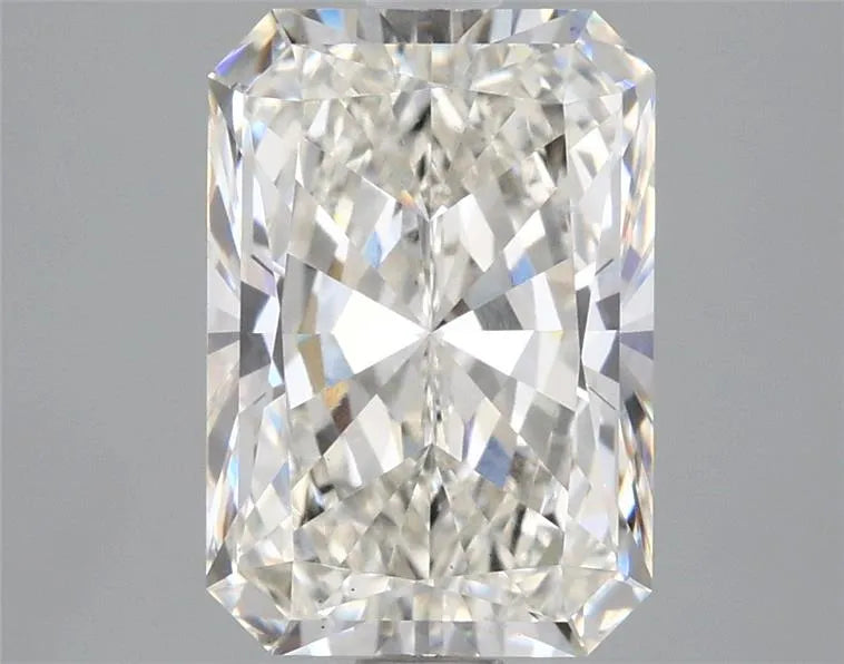 2.57ct Radiant Lab Grown Diamond (Colour H, Clarity VS1, IGI Certified)